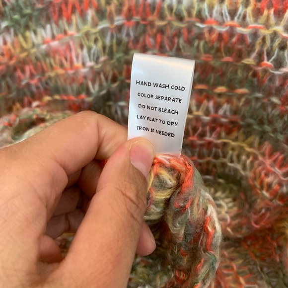 Le Lis multicolored cozy crew neck sweater small - Picture 8 of 8